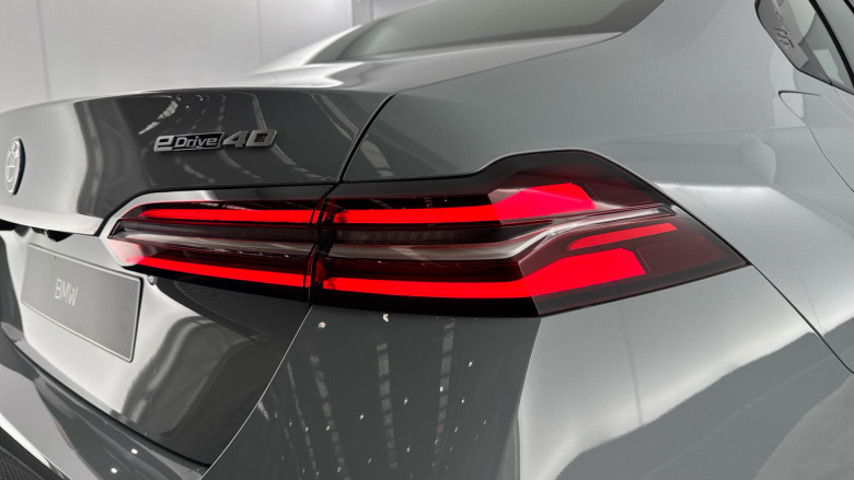 BMW i5 250kW eDrive40 M Sport 84kWh 4dr Auto Electric Saloon